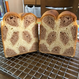 模様　食パン